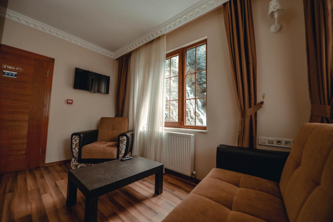 Ayguen Suites Hotel&Bungalow Uzungoel Bagian luar foto